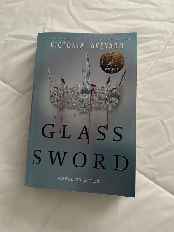 glass sword 