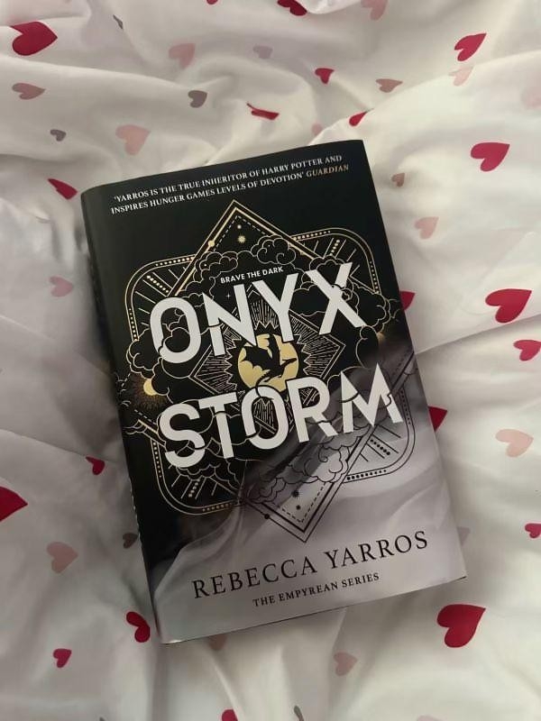 onyx storm 