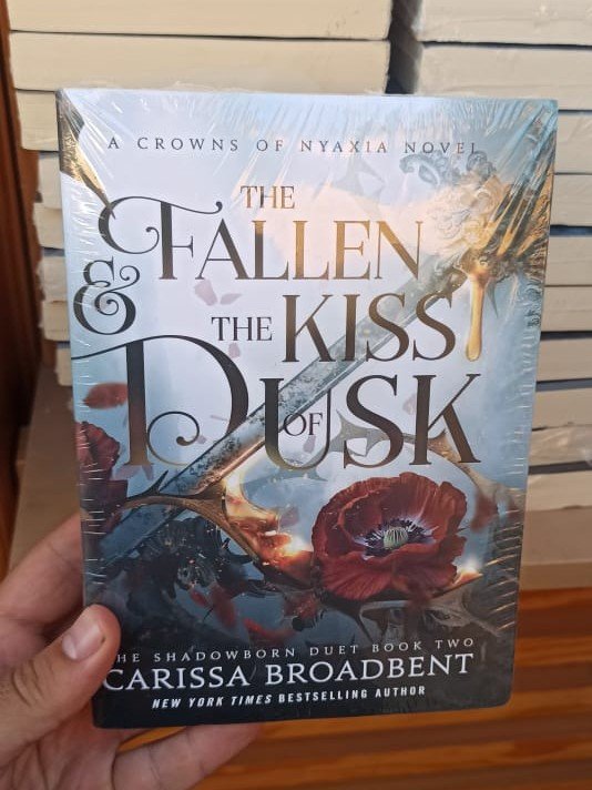 the fallen & the kiss of dusk