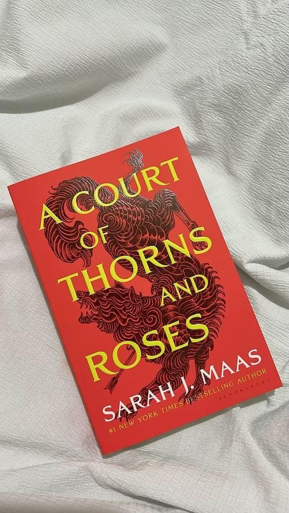a court of throns and roses